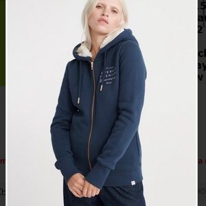 Brand new with tags size extra small Superdry Zip up hoodie